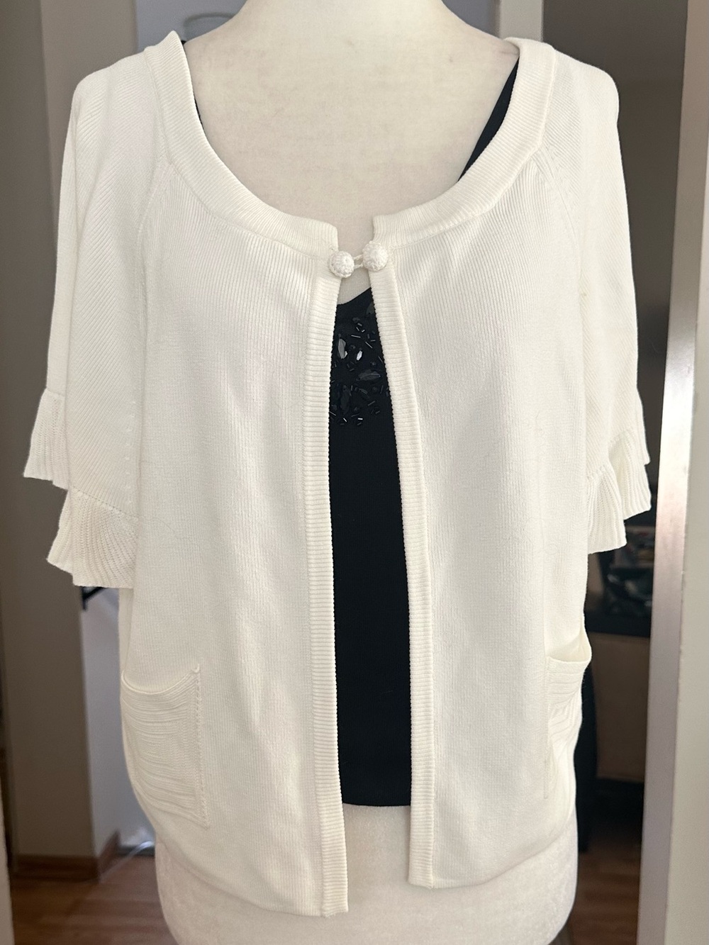 Moth White Open-Front Cropped Short Sleeve Cardigan L